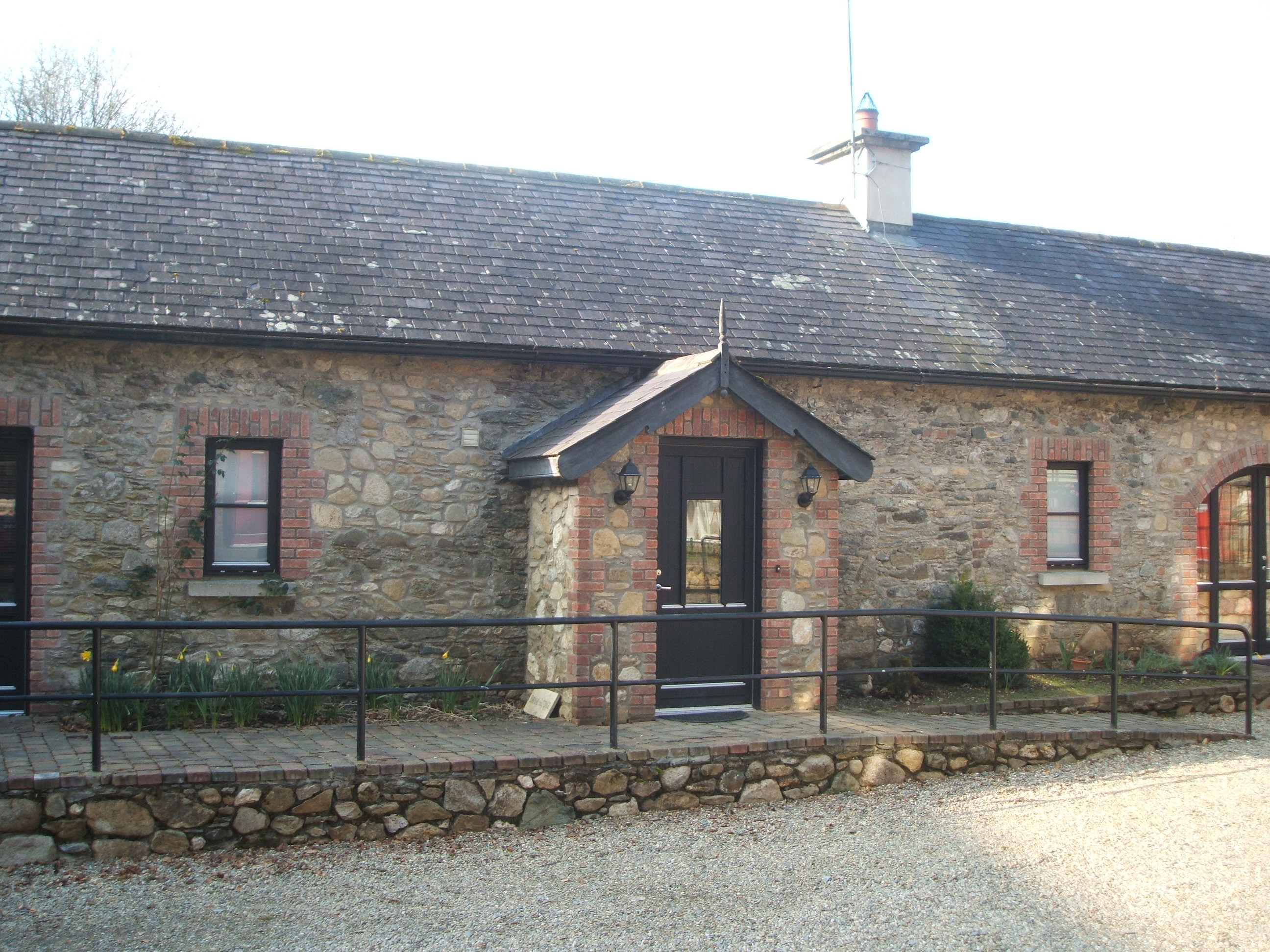 Cottages and outside views 022.jpg